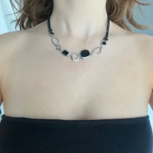 Halsband - Vintage halsband 💕