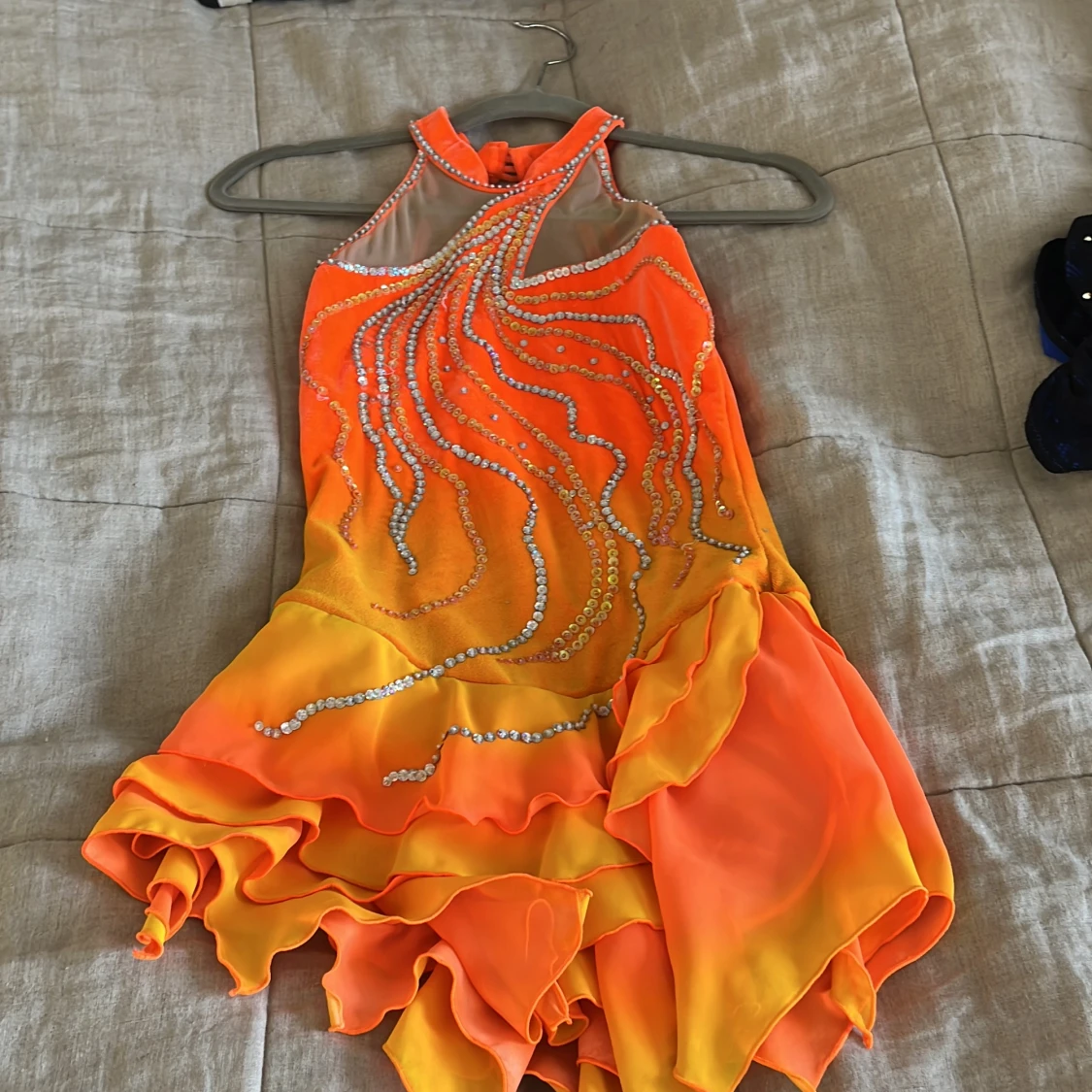 Konståknings klänning orange - 93