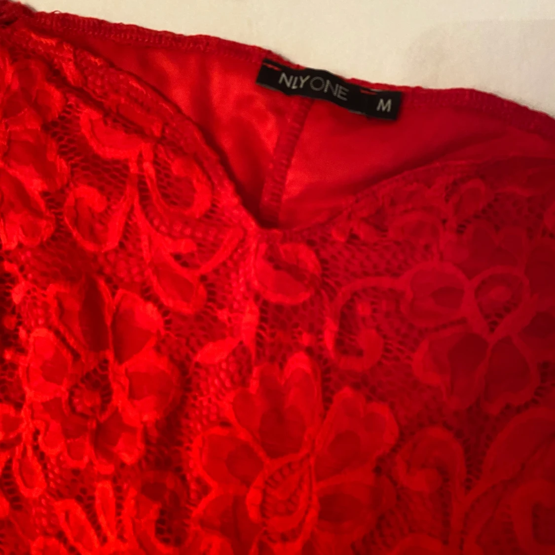 röd klänning  - 90