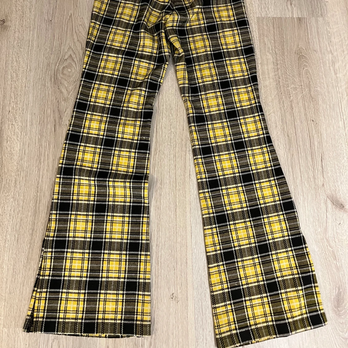 Utsvänga rutade byxor - 90