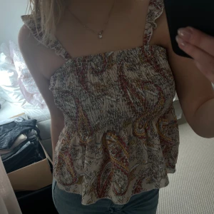 Mönstrad topp - Jättefin o skön topp från shein. Har använt ca två gånger💕