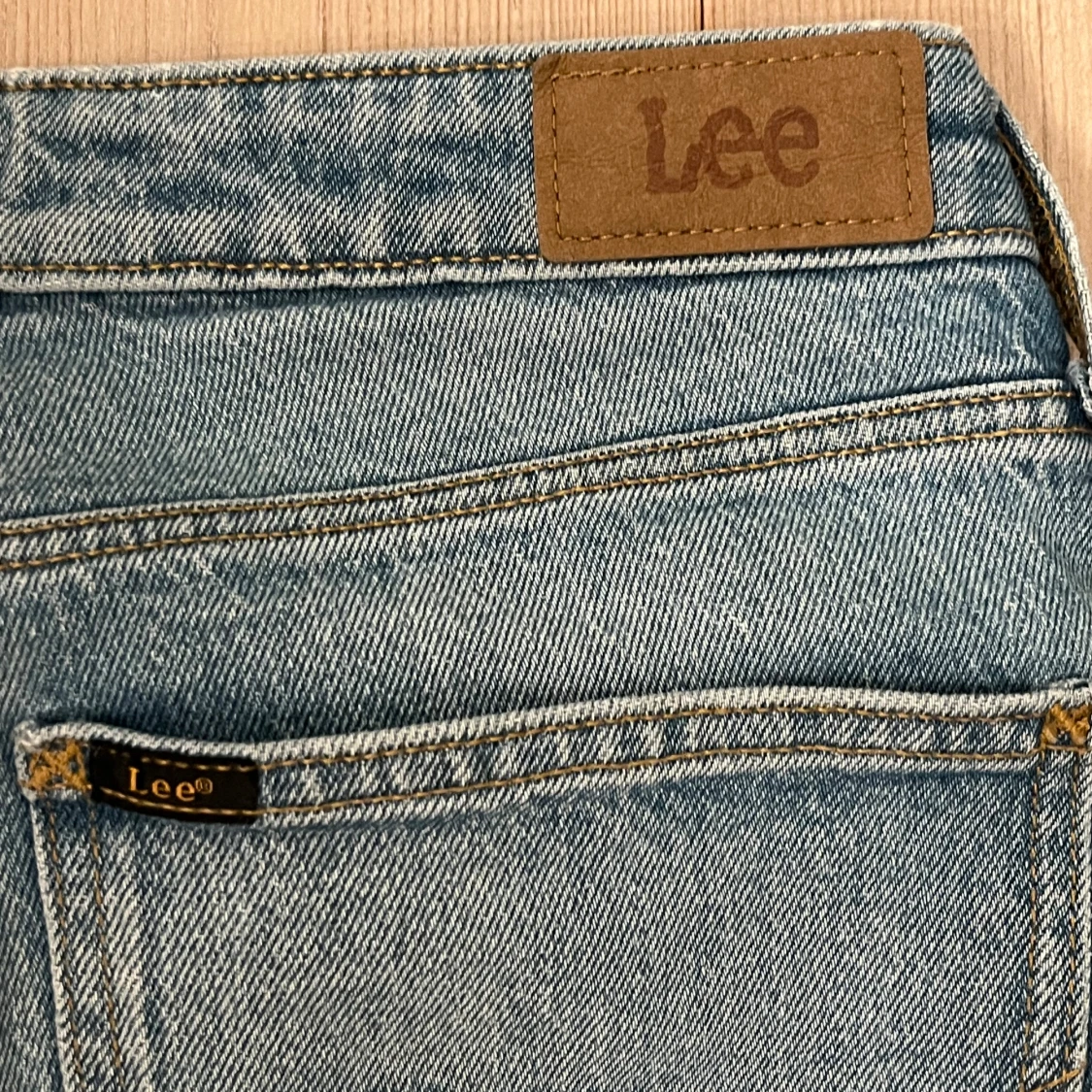 Lee Jeans  - 92