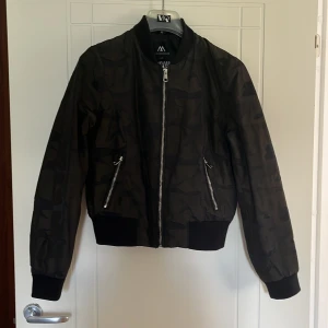 Höst jacka - Fin höstjacka 