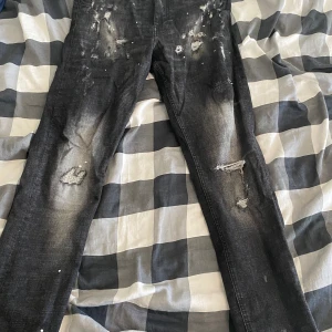 supply & demand jeans - säljer jeans