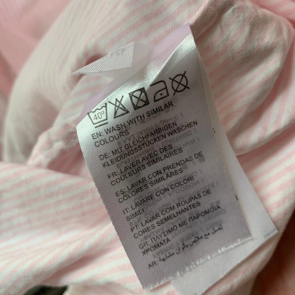 Rosa randig skjorta från GANT - 90