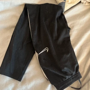 Nike byxor - Helt nya nike byxor