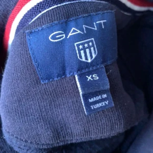 Gant hoodie  - Gant i ett 9/10 skick. Nypris 1100.