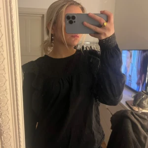 Fin tröja  - Jätte fin tröja från nakd 💕🩷 pris kan diskuteras 