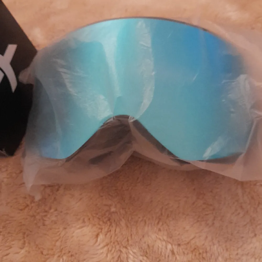 Skyddsglasögon har andvänt dem bara en gång är på top kundition orginela priss 600 går för 400. Muu.