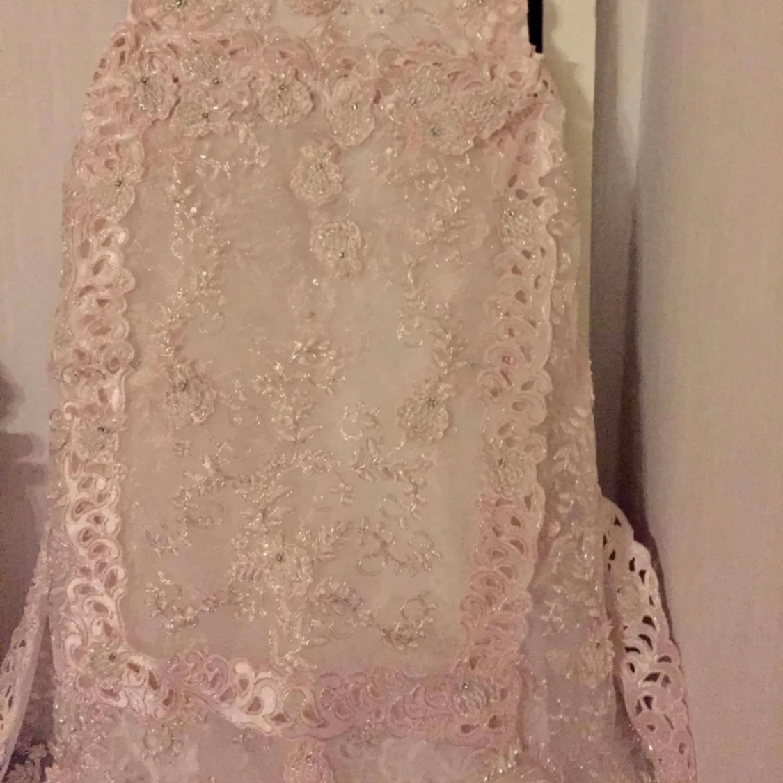 Exklusiv utsmyckad pärlorbröllop dop  tyll broderier klänning och hår accessoar  - 91