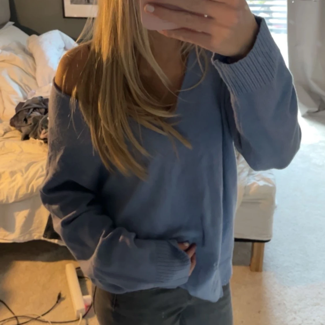 Blå stickad tröja - 90