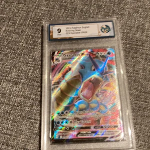 Pokémon kort Gyarados VMAX Graderat  - Fint graderat kort   Se fler annonser 