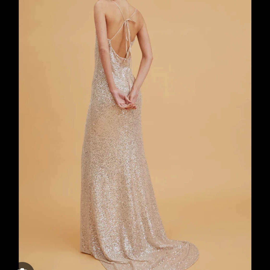 Glittrig Balklänning - 1