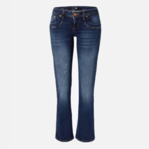 Ltb jeans - Säljer dessa fina jeans då det är för stora för mig. Använda max 2 gånger🤗💕