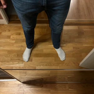 Tiger Of Sweden Slim jeans - Riktigt snygga slim jeans från Tiger of Sweden i grymt skick! W32, L32.  Tveka inte på att fråga om du har funderingar!