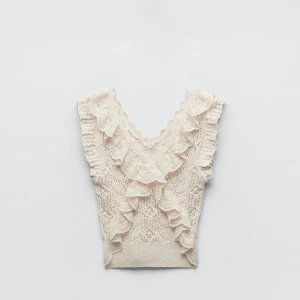 Volang topp - Supersöt volangtopp från zara 🤍 Säljs inte längre. Köpt för 329kr