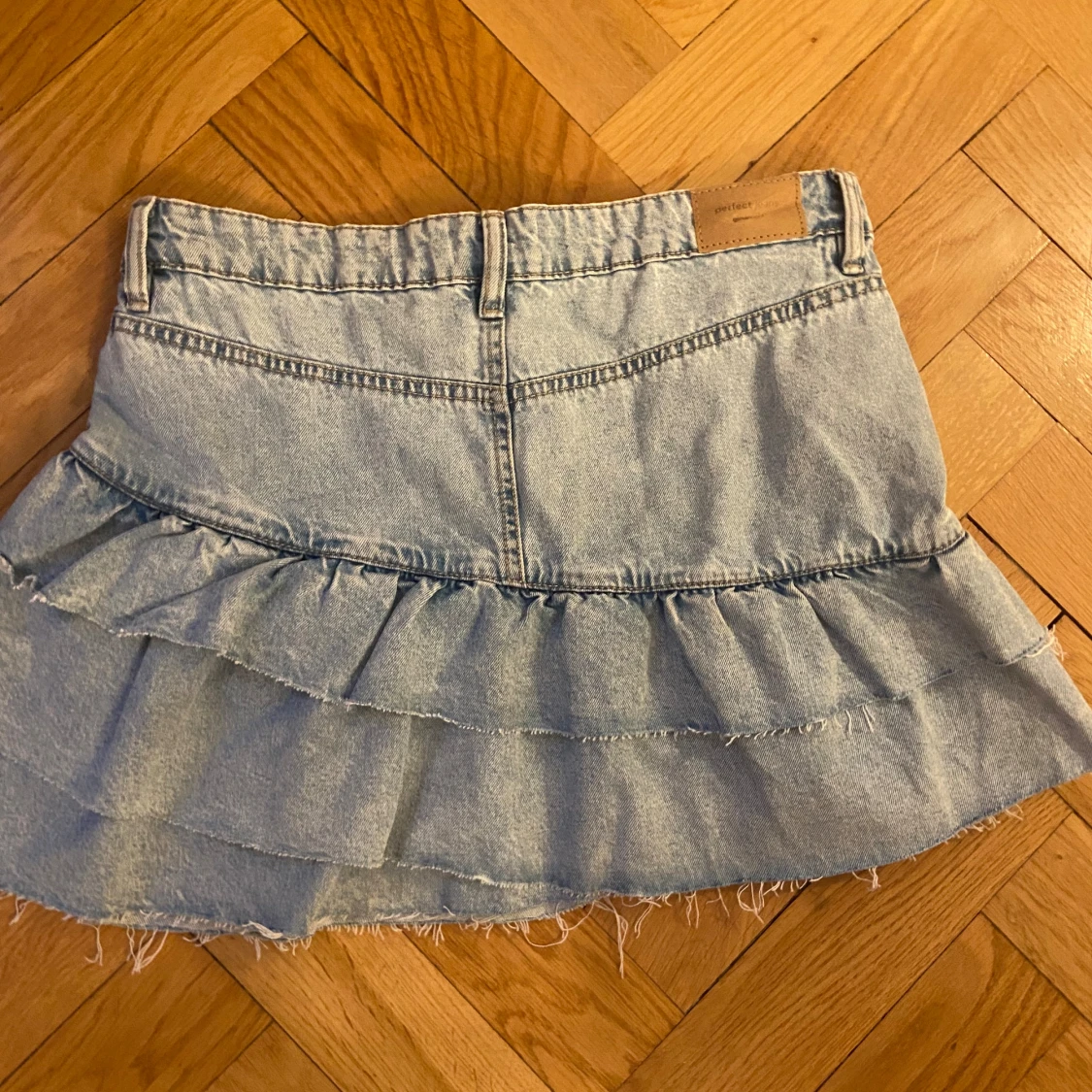 Assnygg jeanskjol - 90