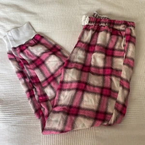 Hollister pyjamasbyxor - Gott skick. Mysiga pyjamasbyxor.