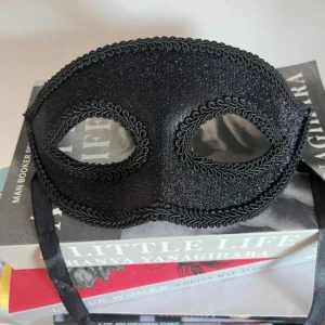 Maskerad mark - Köpte för en temafest men kom aldrig till användning💓🎭