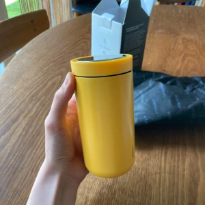 Gul termos - Liten gul termos från Stelton. Helt ny, aldrig använd 