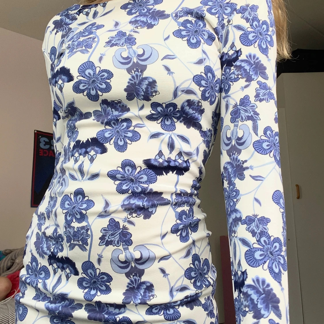 Blå blommig mini dress