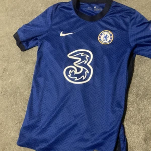 Chelsea tröja 2020/21 - Smått använd nike tröja, förhandlingsbart pris