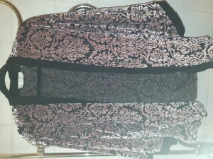 Kimono - En kimono med sammet. 