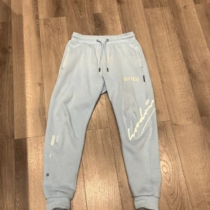 Hoodrich byxor - Är knappt använda och topp kvalitet 