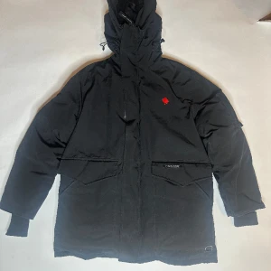Canada goose  - Fet Canada goose jacka 👍
