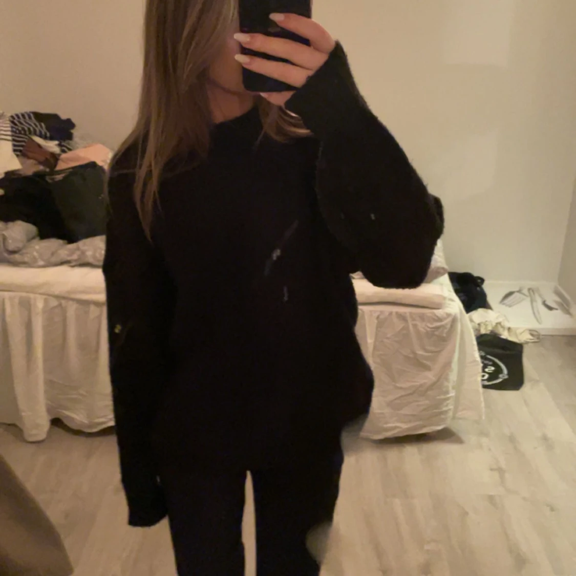 Svart stickad tröja  - 90