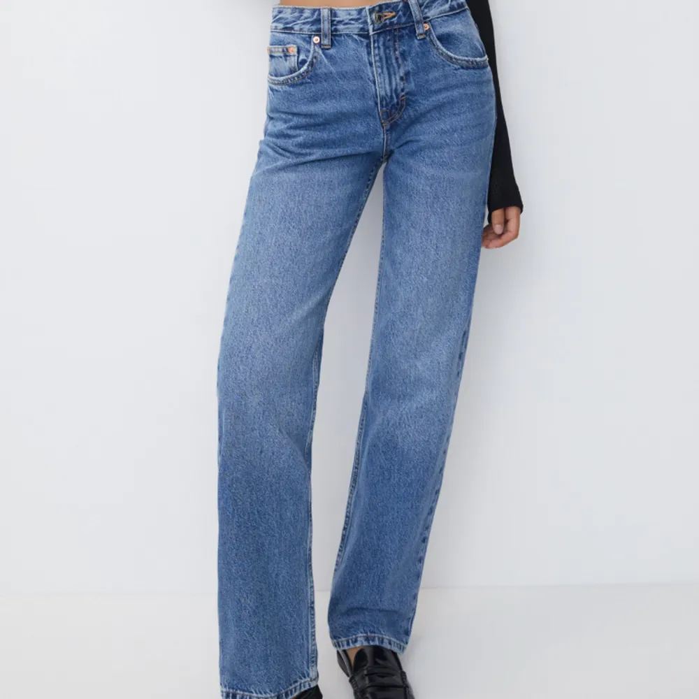 Fina långa jeans från men som inte kommer till användning, använda endast 1 gång. Jeans & Byxor.