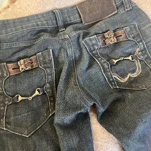 Jätte snygga replay jeans kommer ej till användning bootcut/slim