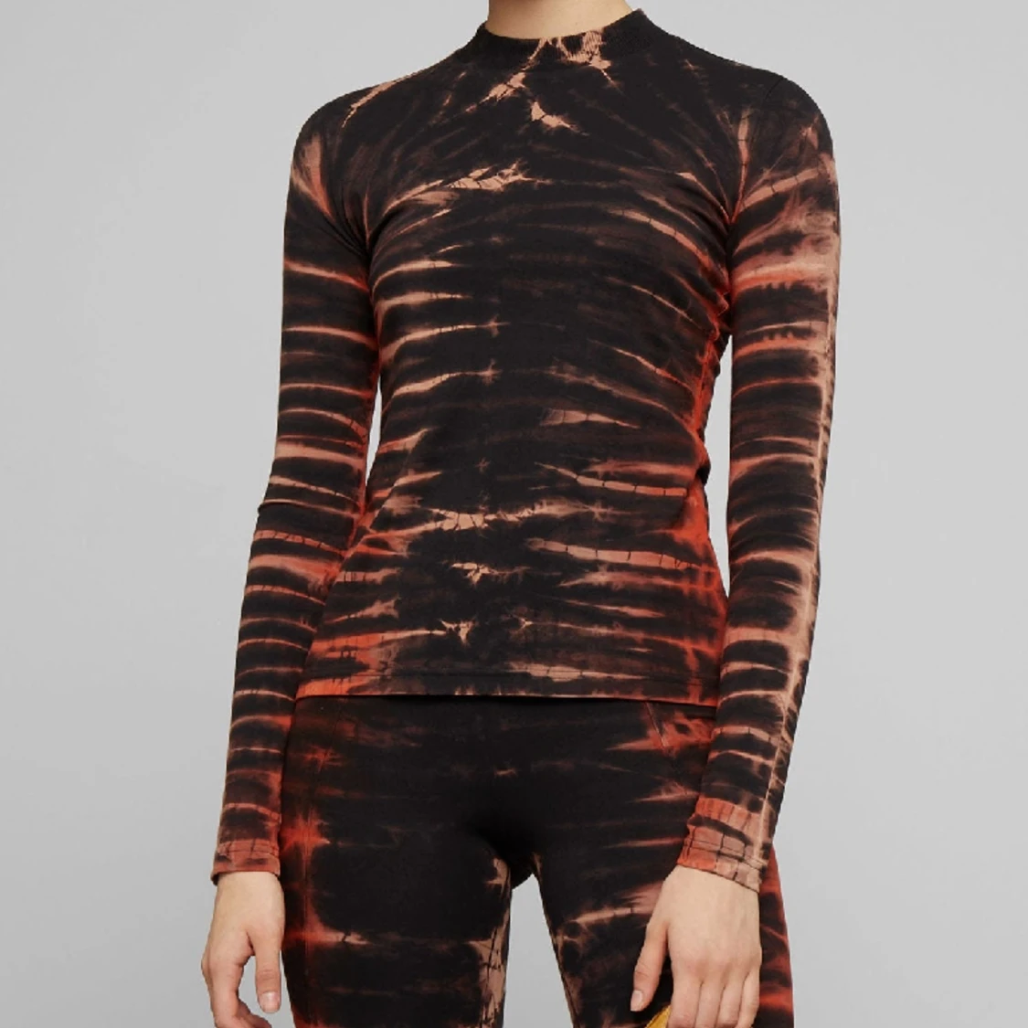 Weekday Meja long sleeve - 90