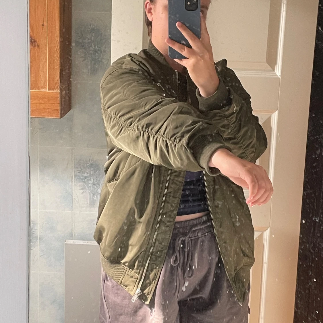 Grön bomberjacka - 92