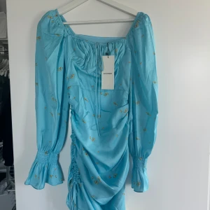 Adoore klänning - Klänning från Adoore  Aldrig använd🤍