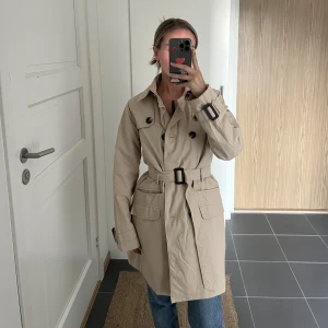 Trenchcoat zara - Zara kids men passar mig som är xs
