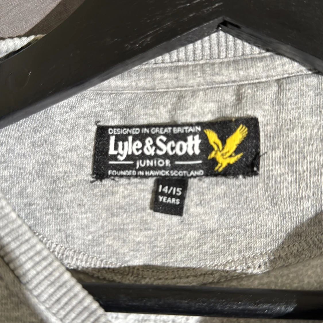 Grå lyle and skott tröja  - 91