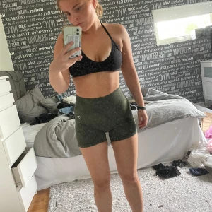 Gymshark shorts - Bra skick ! Gröna Gymshark shoets
