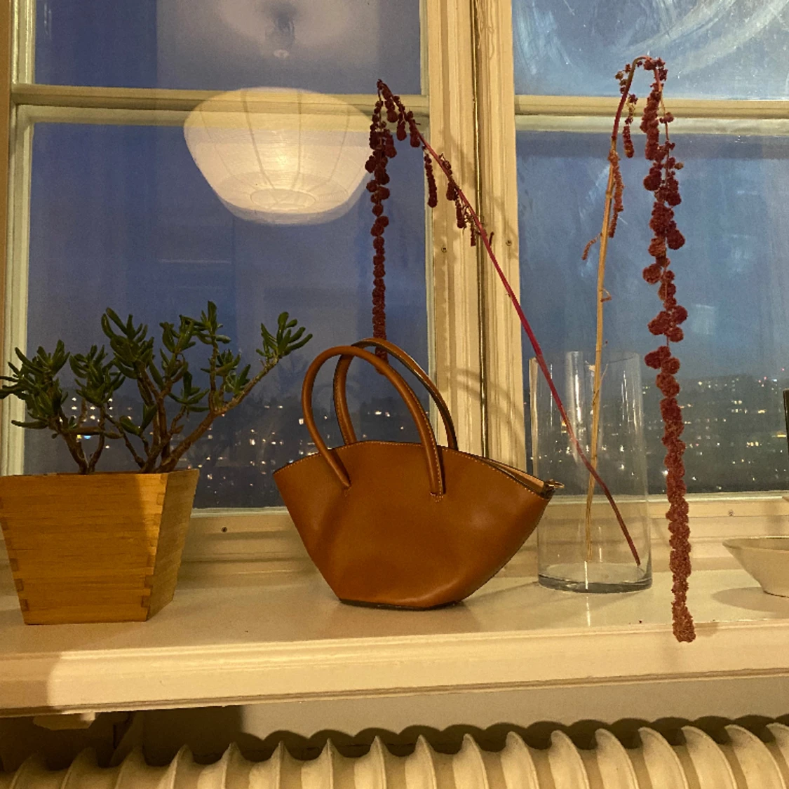 Handväska från Mango