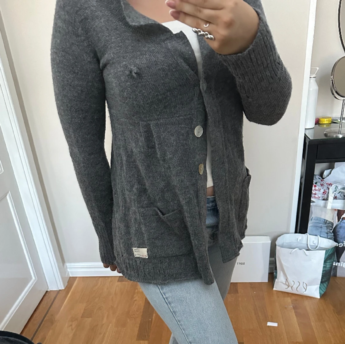 Grå stickad kofta - 90