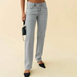 Snygga jeans från Gina, passar bra och är i bra skick. Skriv för fler bilder!!💗