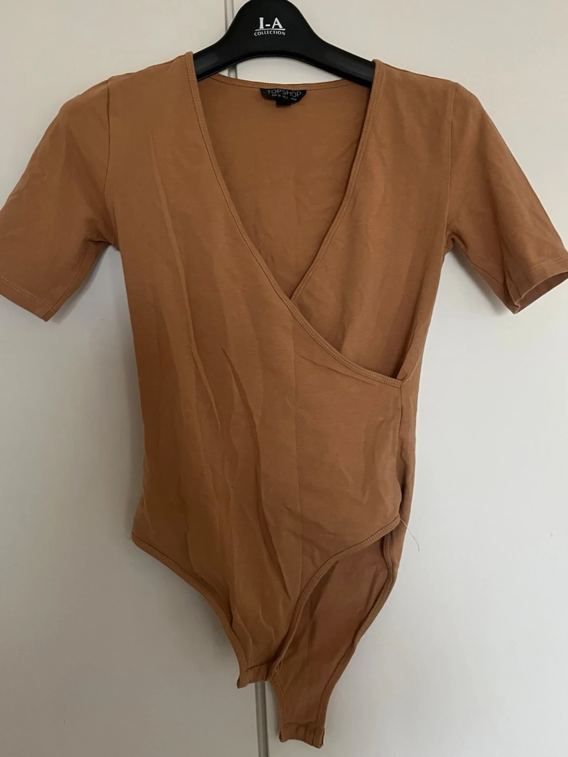 Beige omlott body från Topshop