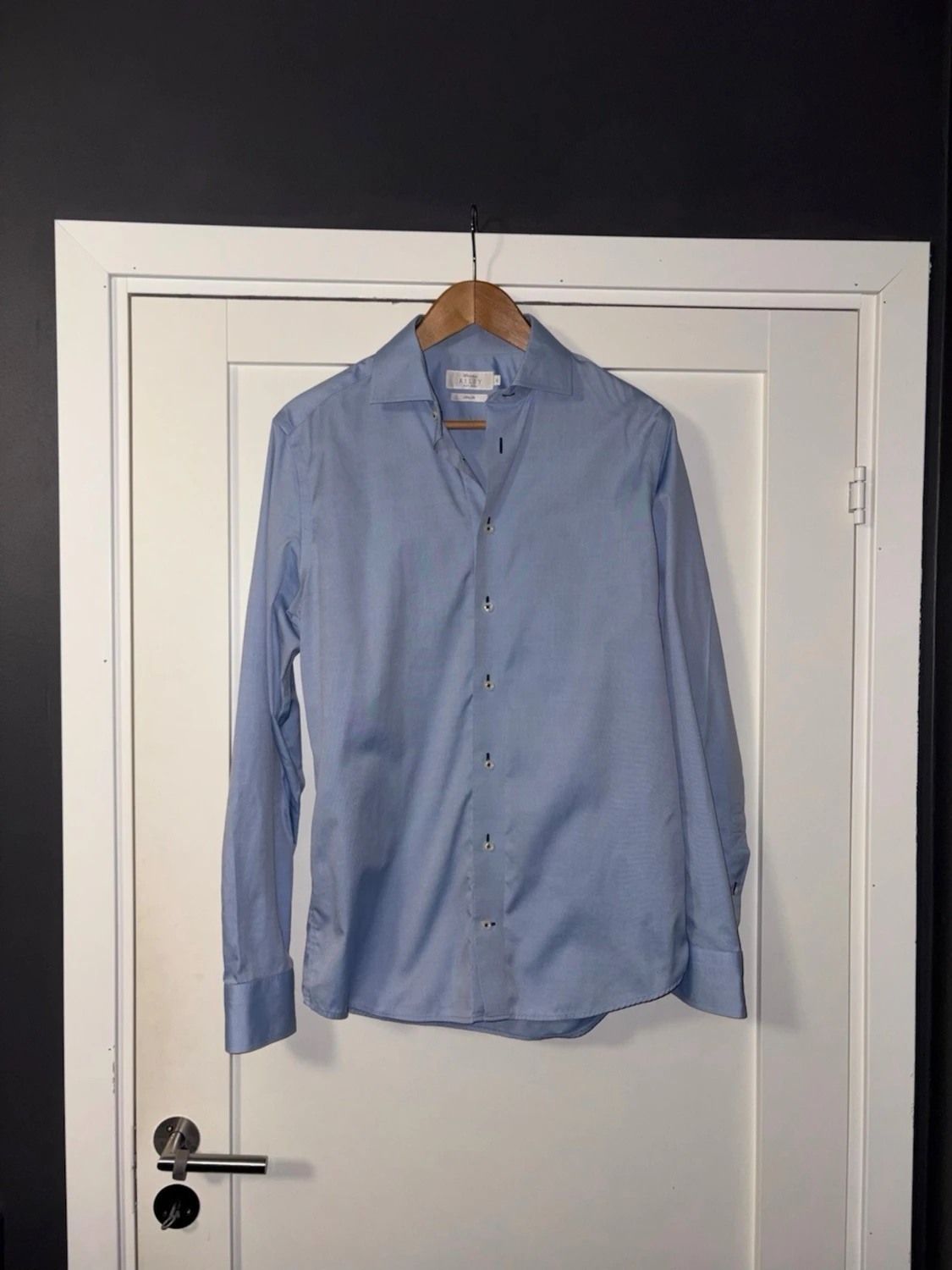 Ljusblå skjorta från Riley Slim Fit
