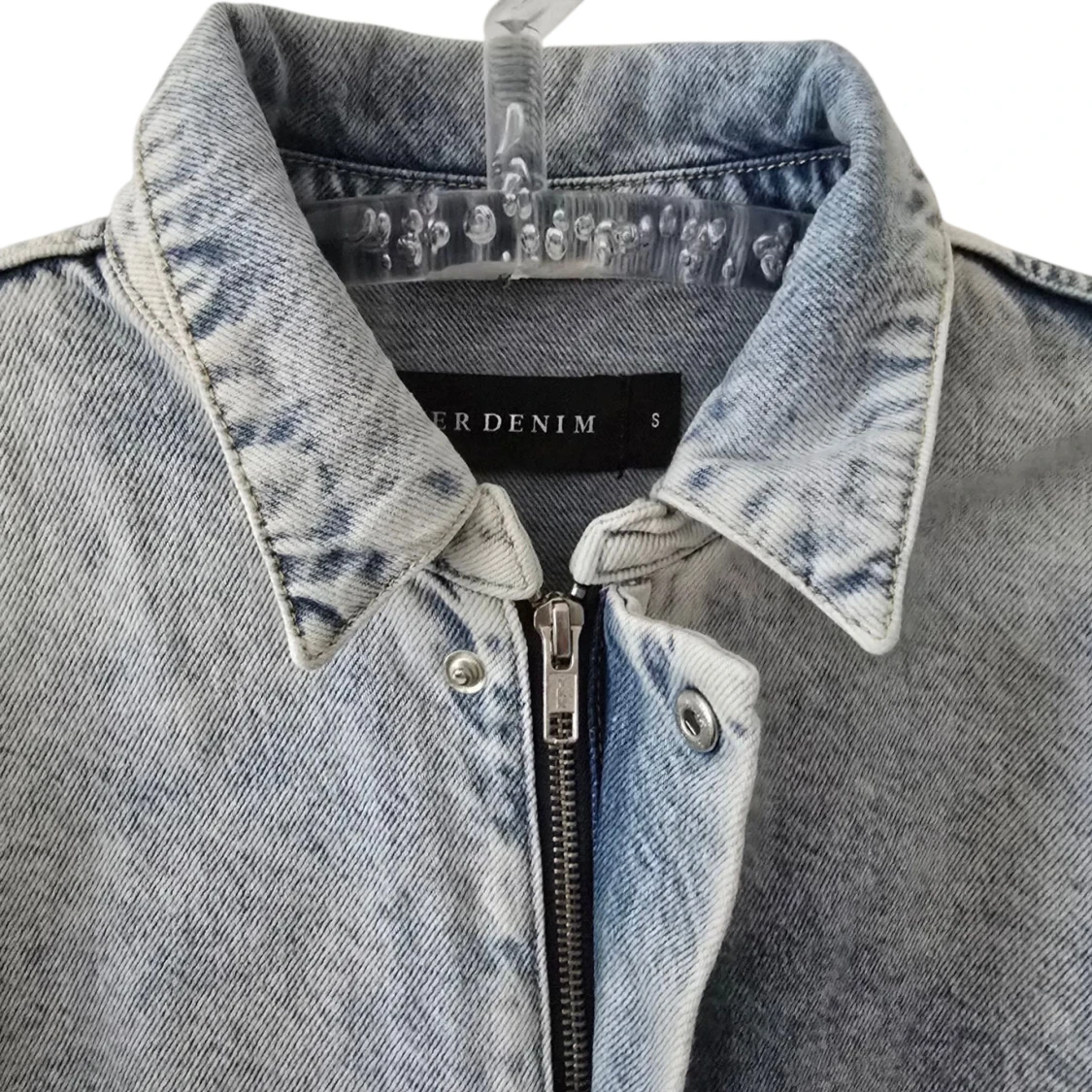 Croppad jeansjacka från Never Denim - 3