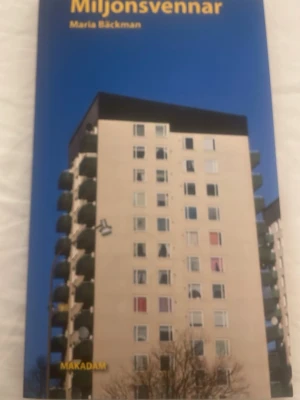 Miljonsvänner av Maria Bäckman - Milkonsvennar av  Maria Bäckman 