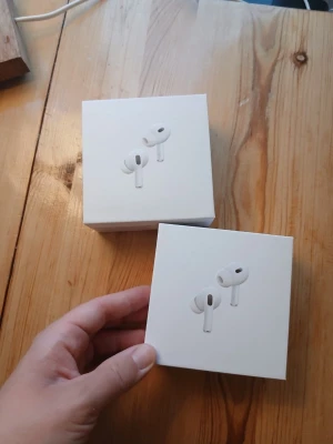 2st. Helt Nya AirPods Pro 2nd generation  - 2 st. Helt nya AirPods Pro 2nd generation 