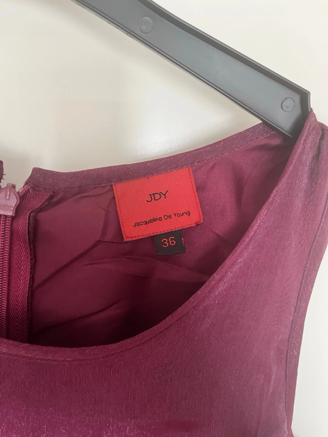 Vinröd långklänning i sidenlook - 2