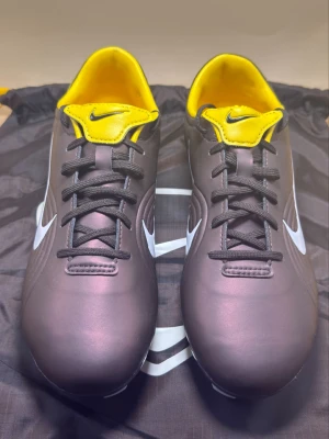 Nike Mercurial Vapor 1 RGN Cr7 Elite FG Ltd Edition - Helt nya i box 