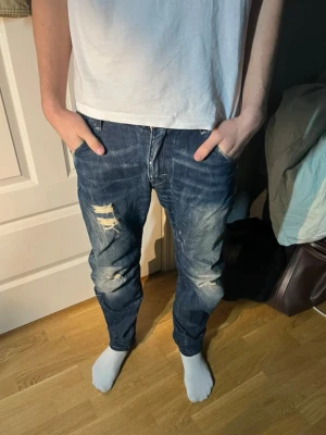 G-star jeans - Tja säljer dessa as feta G-star jeans som är perfekta för dig som gillar stile Archive! Inga defekter och storlek W29/L32. Priset är inte hugget i sten! Hör av er vid minsta frågor!😃😃