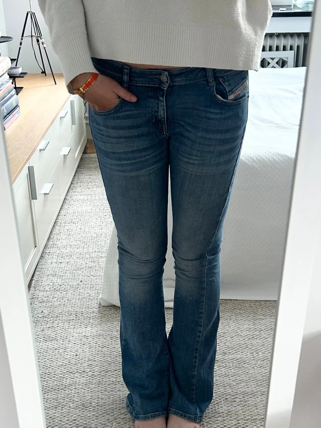 Blå bootcut jeans med låg midja - 1